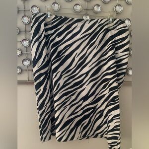 Black and white zebra print pencil skirt